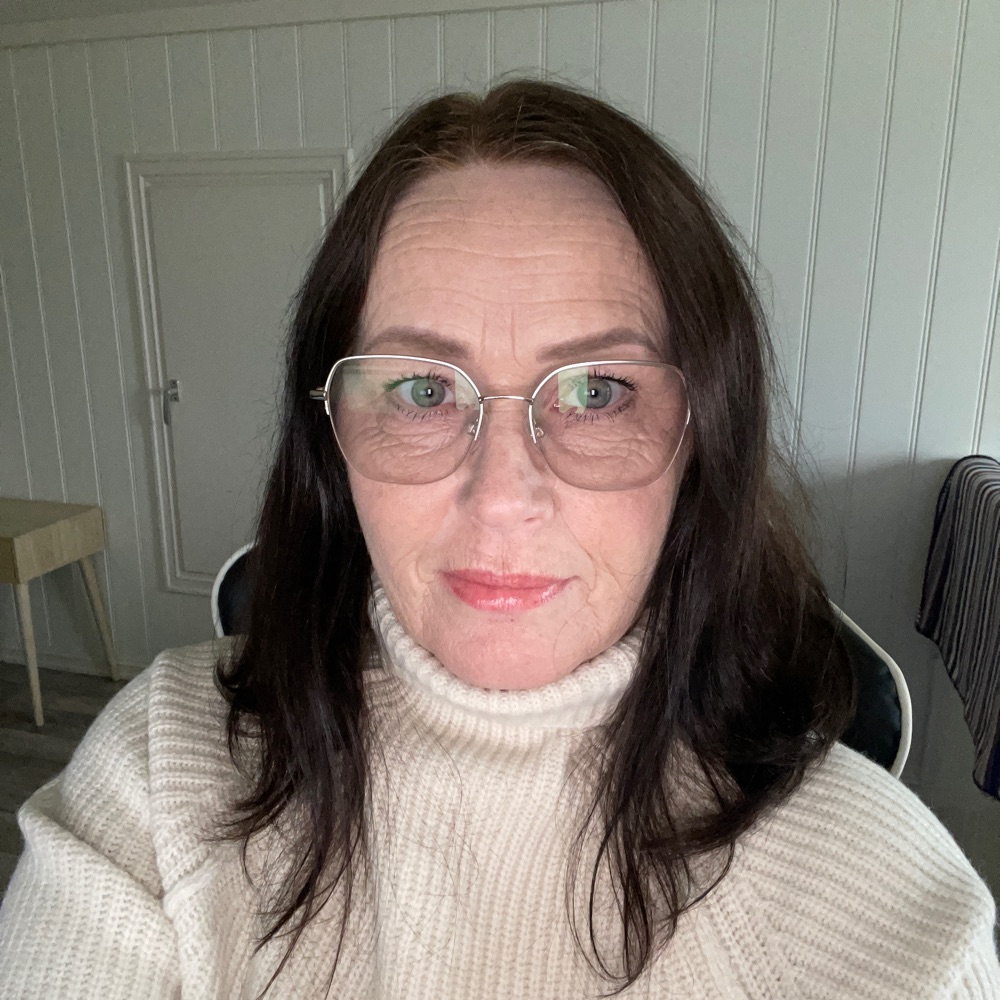 Aina Veronica Andersen style=